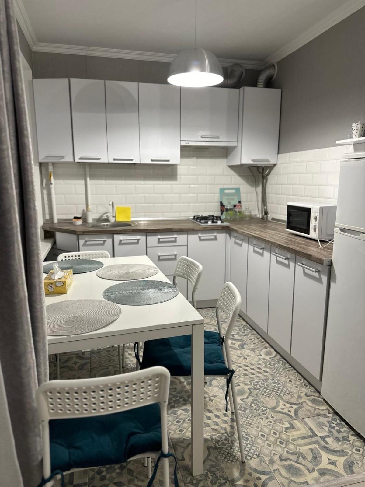 Sisters Apartment Shevchenko 체르니히우 외부 사진
